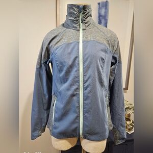 MOUNTAIN HARDWEAR Mistrala Mock jacket!